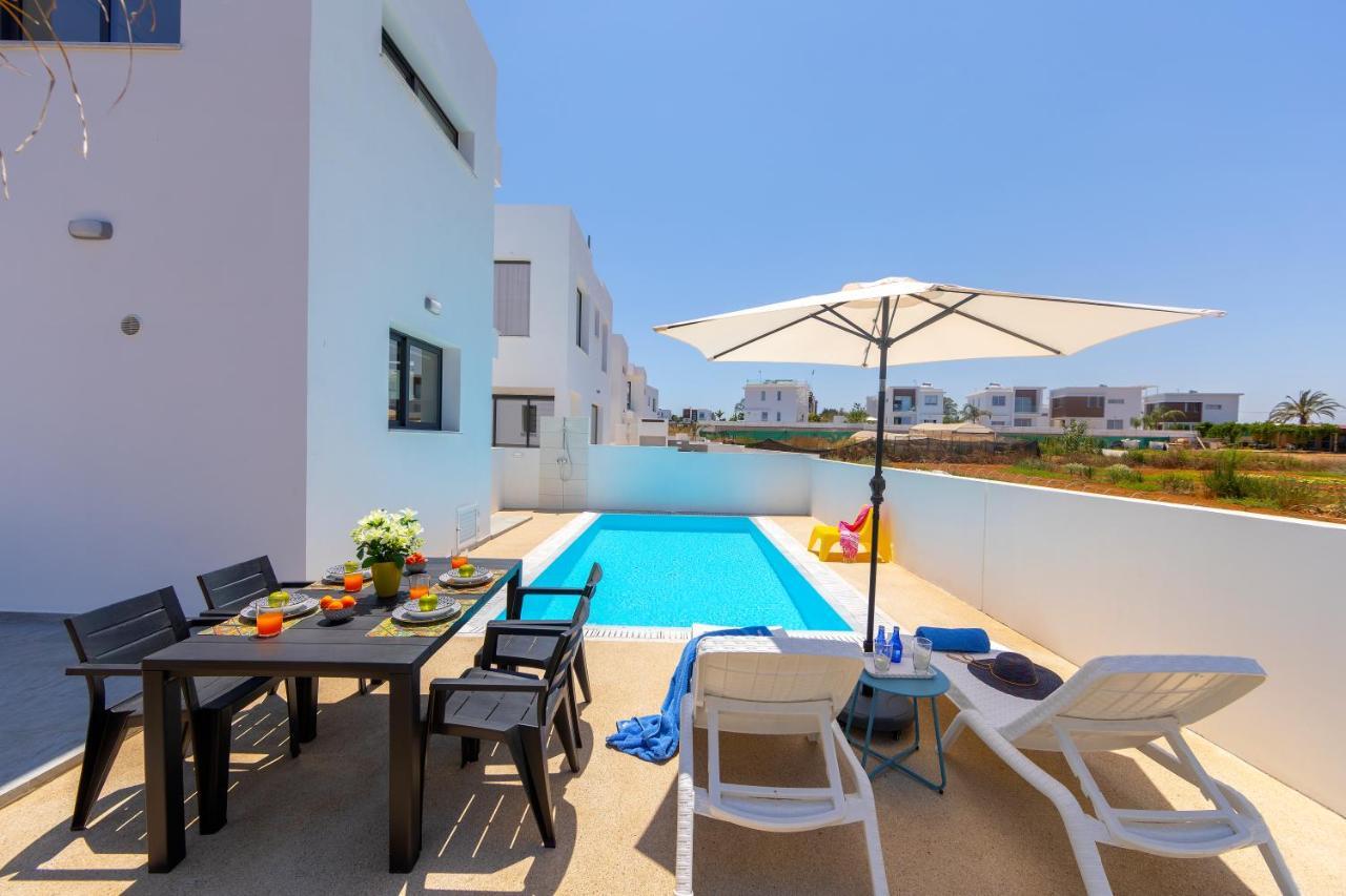 Alasia Villas Paralimni Exterior photo