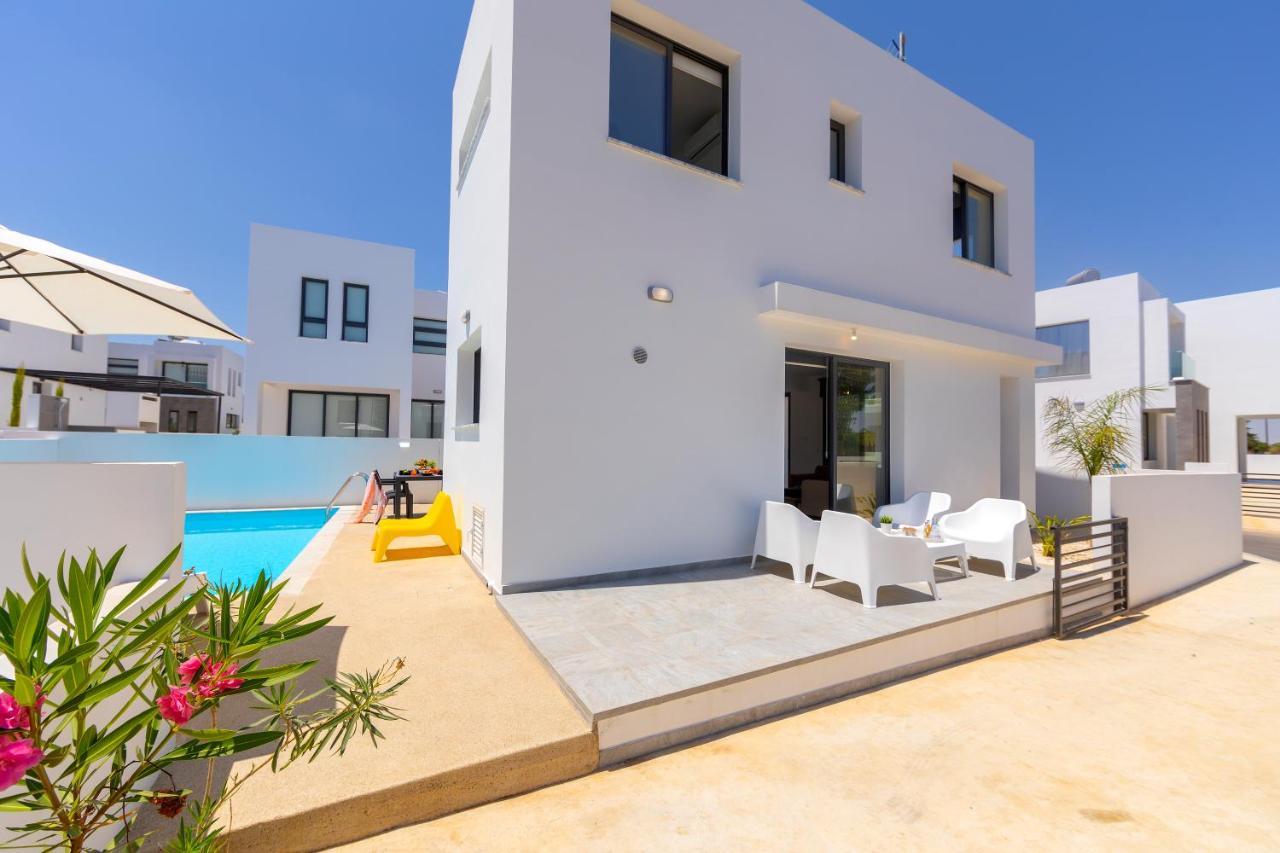 Alasia Villas Paralimni Exterior photo