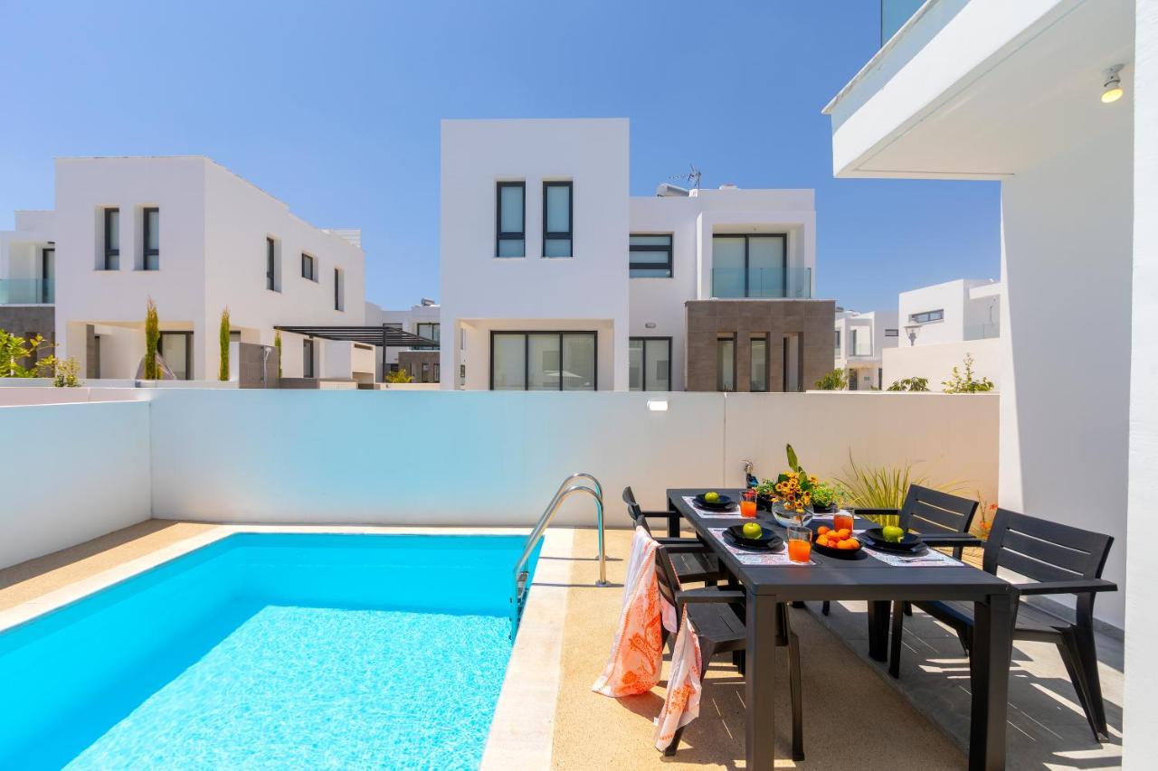 Alasia Villas Paralimni Exterior photo