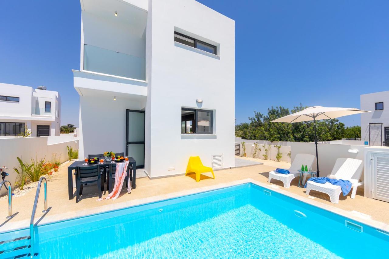 Alasia Villas Paralimni Exterior photo