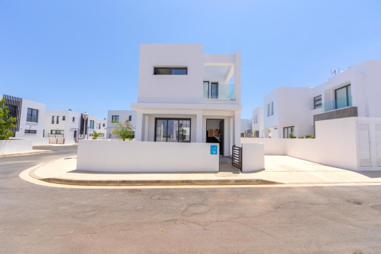 Alasia Villas Paralimni Exterior photo